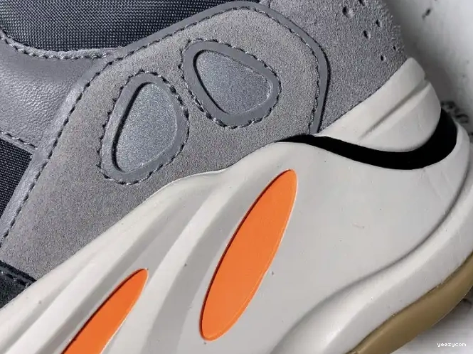 v2 'Magnet' 700 Adidas Boost FV9922 Yeezy 0615